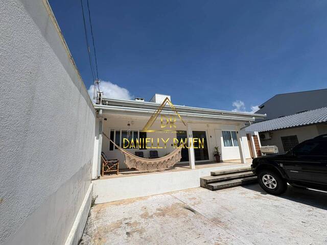 #239 - Casa para Venda em Barra Velha - SC - 3